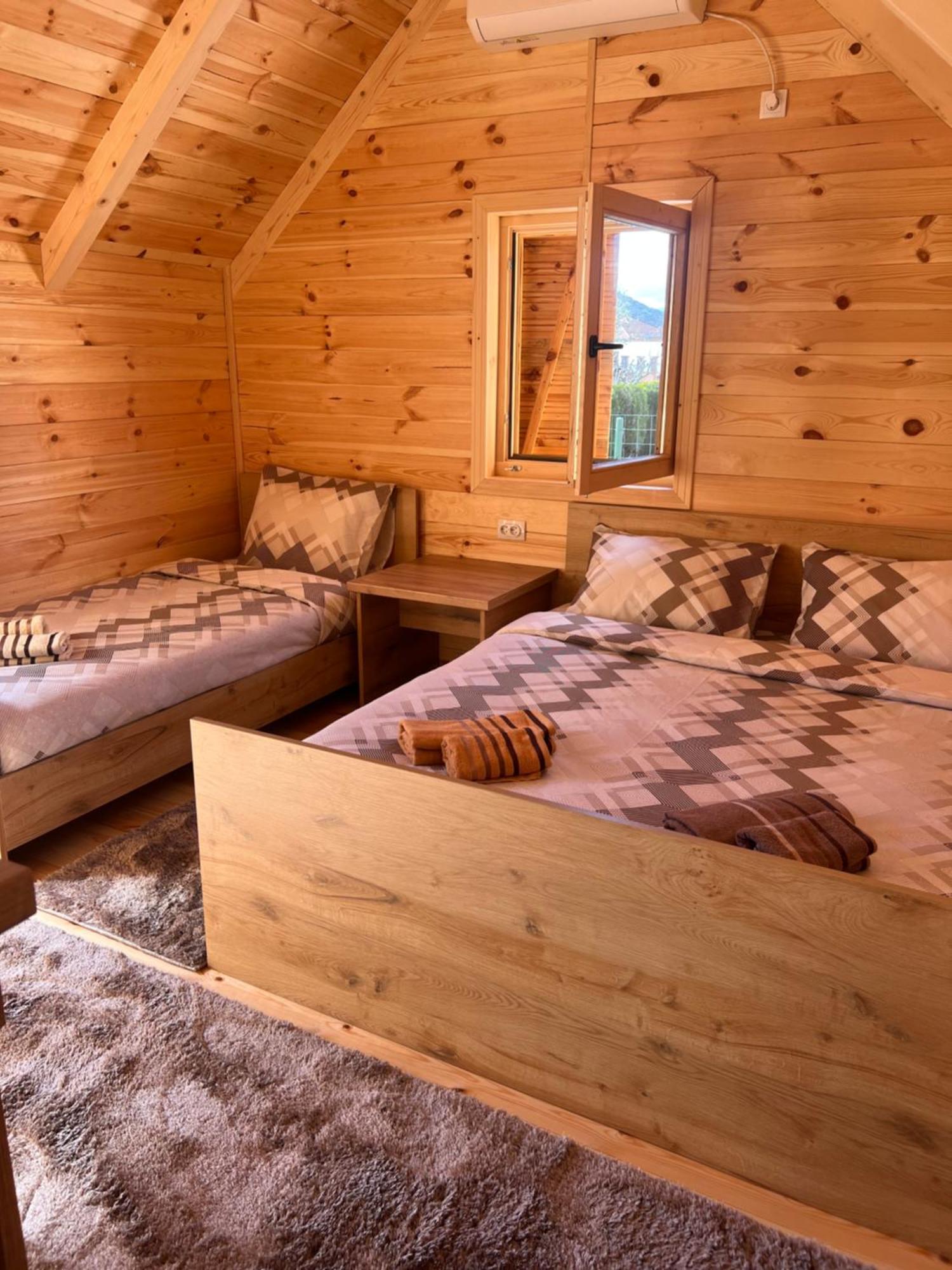 Cozy Bungallows Podgorica Kültér fotó